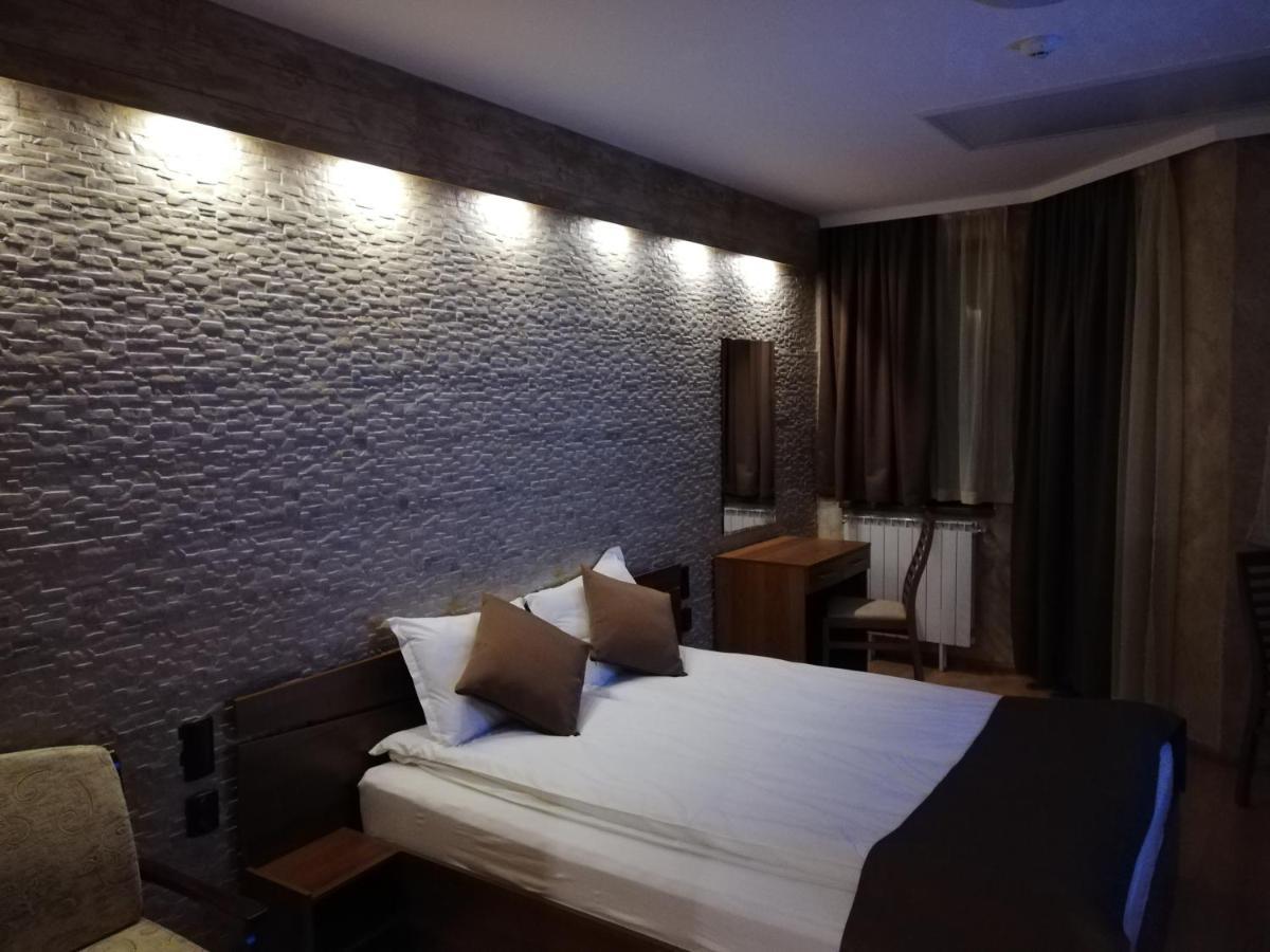 Hq Apartments Villa Park 波罗维茨 外观 照片